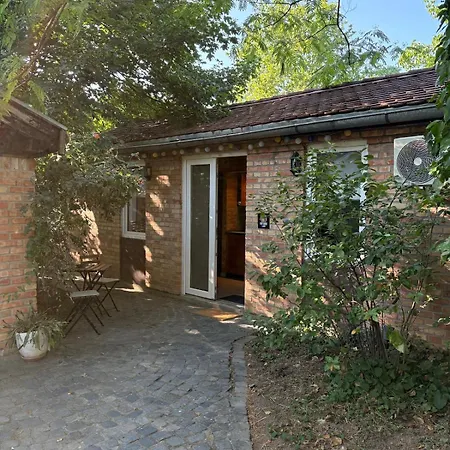 Tiny L&b Apartament *